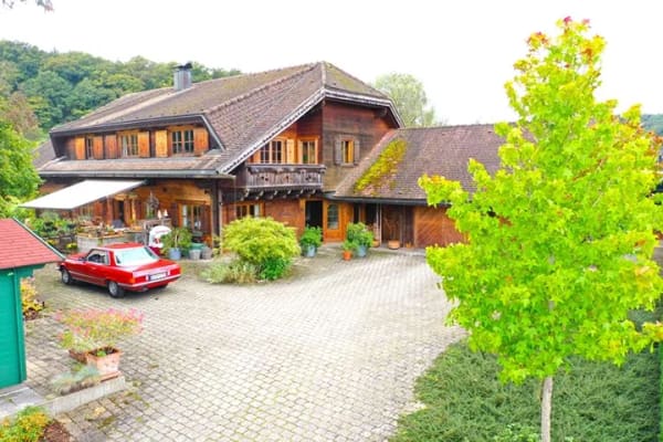 Immobilie in Gechingen - Wohnen und Arbeiten im Paradies - Außergewöhnliches Anwesen für Menschen mit besonderen Ansprüchen - Bild 4