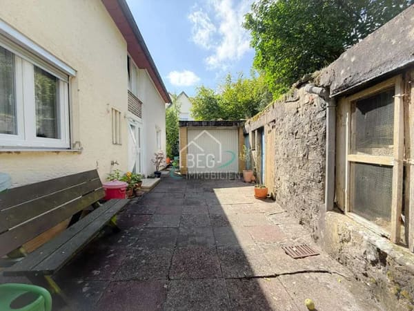 Immobilie in Künzelsau - WOHNEN MIT CHARME: Attraktive 4-Zimmer-Wohnung in Künzelsau-Südhang - Bild 2
