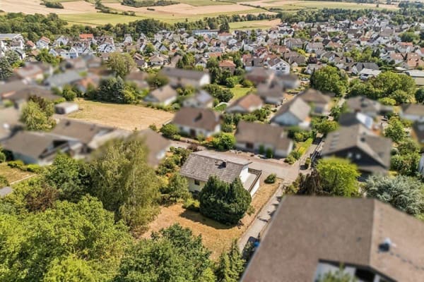 Immobilie in Hadamar - Charmantes freistehendes Einfamilienhaus mit großem Grundstück in ruhiger Lage - Hadamar - Bild 3