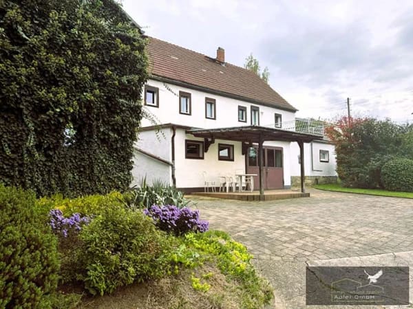 Immobilie in Kreischa - Großzügiges Familiendomizil in Kreischa: Großes Grundstück mit Wohnhaus, Werkstatt und Bauland - Bild 1