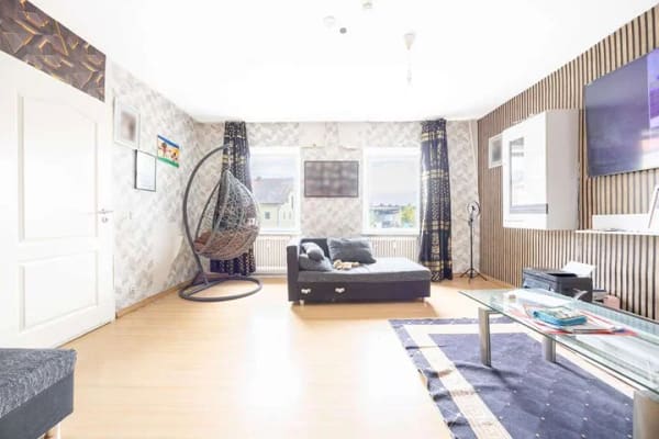 Immobilie in Gars am Inn - Vermietete 3-Zimmer-Wohnung im 1. Obergeschoss mit Einzelgaragenstellplatz - Bild 2
