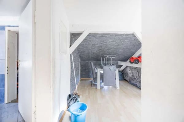 Immobilie in Gars am Inn - Vermietete 3-Zimmer-Dachgeschosswohnung mit großzügigem Wohn- und Essbereich - Bild 4