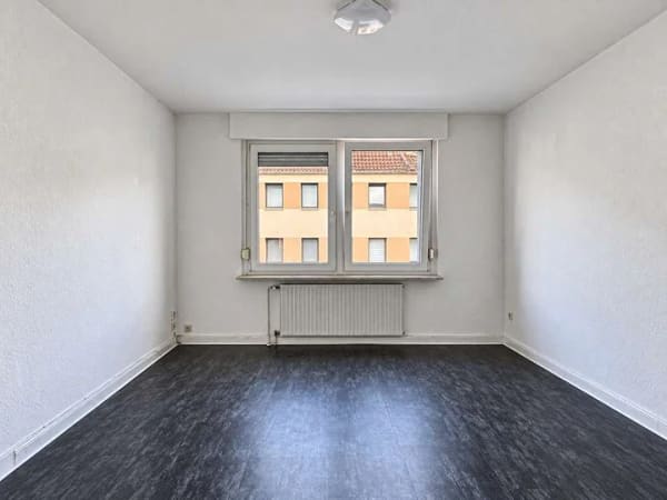 Immobilie in Hilden - Großzügige Altbauwohnung mit Balkon und flexiblem Grundriss in Hilden - Bild 3