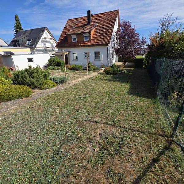Immobilie in Untereisesheim - Vielseitiges Zweifamilienhaus mit großem Grundstück und viel Potenzial für Handwerker & Familien!!! - Bild 2