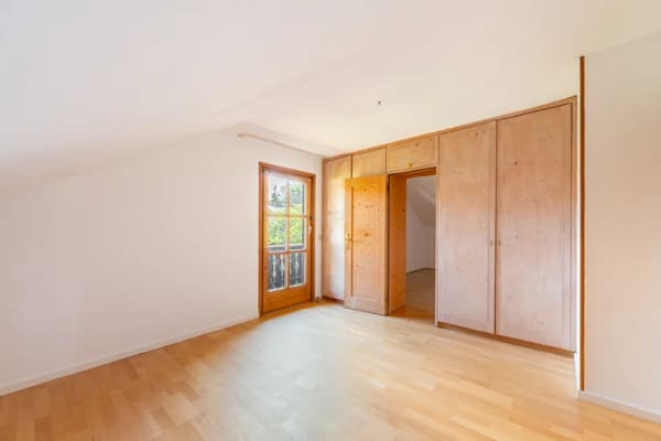 Immobilie in Feldafing - AIGNER - Freistehendes Einfamilienhaus mit schönem Garten in guter Lage von Feldafing - Bild 3