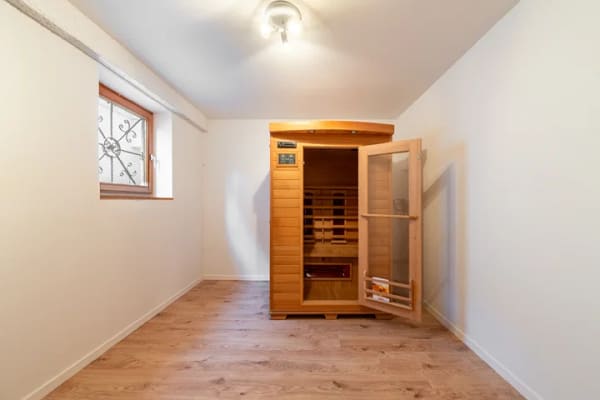 Immobilie in Feldafing - AIGNER - Freistehendes Einfamilienhaus mit schönem Garten in guter Lage von Feldafing - Bild 4