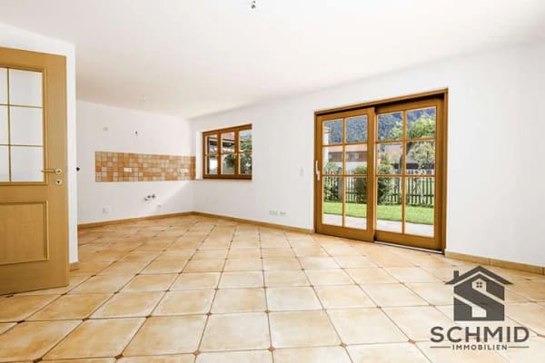 Immobilie in Mittenwald - Bezugsfertig in Mittenwald: Renovierte Erdgeschosswohnung mit großer Südterrasse & Garage - Bild 3
