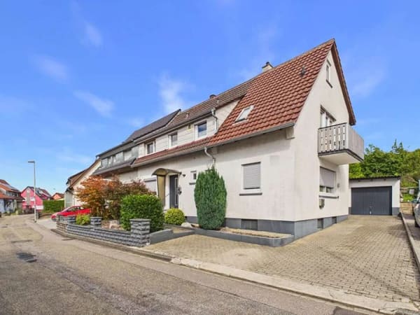 Immobilie in Bretten - Zweifamilienhaus mit Gartenglück | Bretten - Bild 0