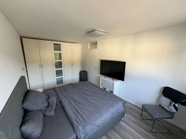 Immobilie in Altbach - Einziehen & Wohlfühlen – 3-Zimmer-Dachgeschosswohnung mit Balkon und Garage - Bild 2