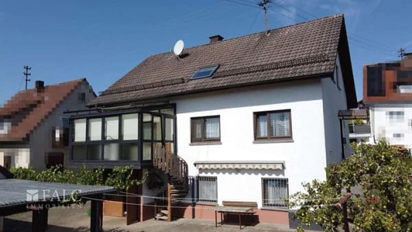 Immobilie in Limbach - Gepflegtes Zweifamilienhaus mit großzügigem Grundstück, Wintergarten und Garten - Bild 4