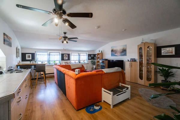 Immobilie in Krauchenwies - Bruttomietrendite über 6% - großzügige 4-Zimmer-Wohnung mit Dachterrasse - Bild 2