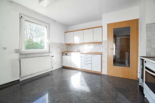 Immobilie in Sigmaringendorf - Großzügiges Wohnen auf 1.399 m² Grundstück - Zweifamilienhaus in Sigmaringendorf - Bild 4