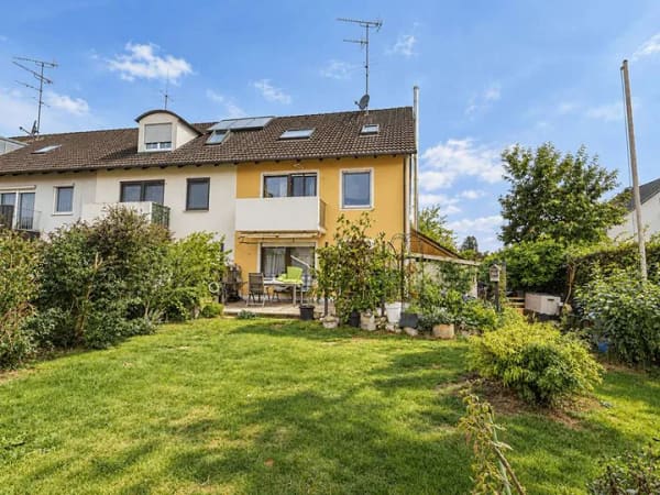 Immobilie in Altomünster - SITULI: Raum für Familie, Homeoffice und mehr - Reiheneckhaus mit Garten und Dachstudio - Bild 0
