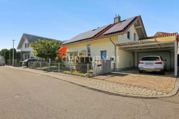 Immobilie in Perkam - Familienidyll in ruhiger Lage! Charmantes Einfamilienhaus mit gepflegtem Garten und Pool - Bild 2