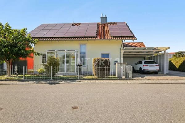 Immobilie in Perkam - Familienidyll in ruhiger Lage! Charmantes Einfamilienhaus mit gepflegtem Garten und Pool - Bild 3
