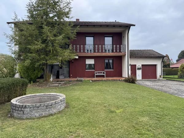 Immobilie in Eichendorf - Haus mit 140 m² Wohnfläche in Eichendorf - Bild 0