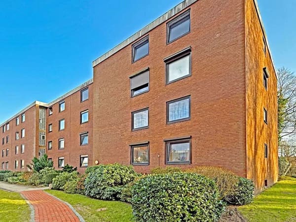 Immobilie in Glinde - Großzügige 3-Zimmer-ETW mit Balkon und Tiefgarage in Glinde  - Wentzel Dr. - Bild 2