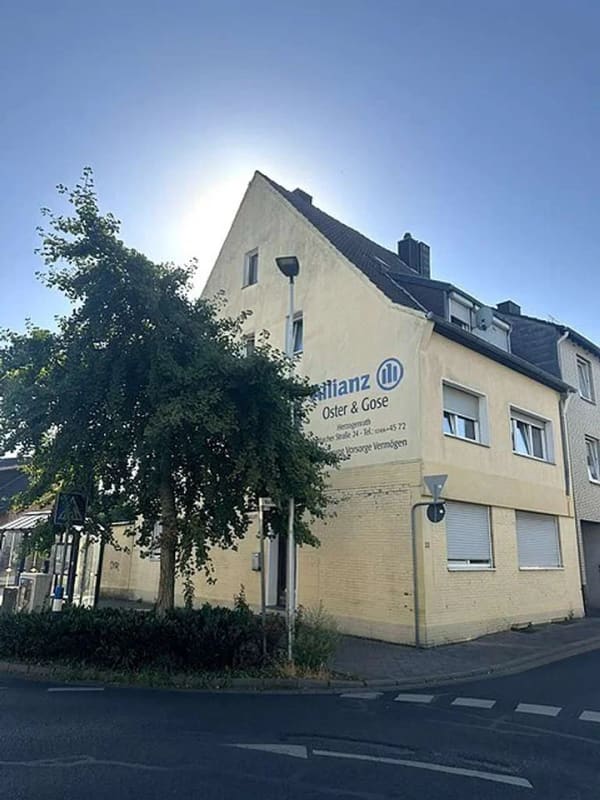 Immobilie in Herzogenrath - MFH in zentraler Lage am Kohlscheider Markt - 3 Einheiten 3 Garagen und attraktives Potenzial - Bild 3