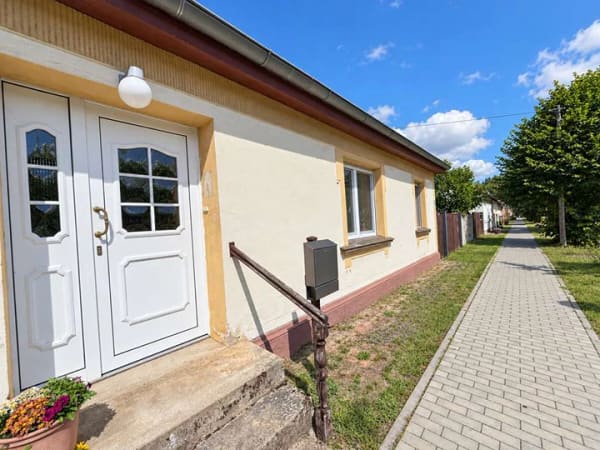 Immobilie in Zehdenick - Landsitz mit Gebäudeensemble -  Naturpur auf 4.750 m² Sonnengrundstück,  von 2 Seiten befahrbar! - Bild 2