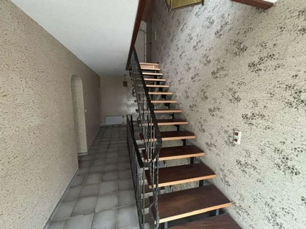 Immobilie in Eslohe - Attraktives Immobilienpaket: 111 m² Wohnung, Dachboden, Gewerbefläche im EG und Miteigentumsanteil   - Bild 0