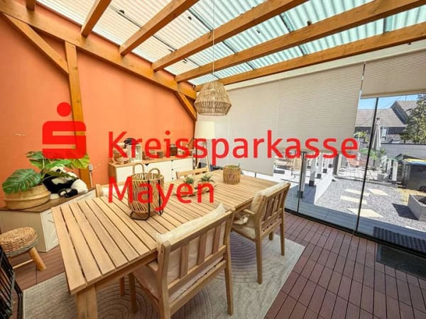 Immobilie in Mendig - Renoviertes Einfamilienhaus mit schönem Außenbereich in Niedermendig - Bild 0