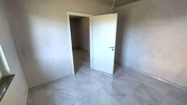 Immobilie in Kahl am Main - Neubau-Erstbezug!
Stufenfreie und ebenerdige Erdgeschosswohnung 
mit eigenem Gartenanteil - Bild 3