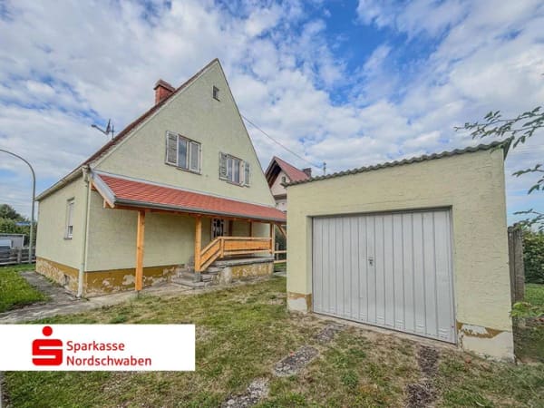 Immobilie in Asbach-Bäumenheim - Renovierungsbedürftiges Einfamilienhaus mit Garten in Asbach-Bäumenheim zu verkaufen! - Bild 0