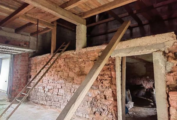 Immobilie in Mespelbrunn - Einfamilienhaus mit Scheune und Doppelgarage  - Bild 4