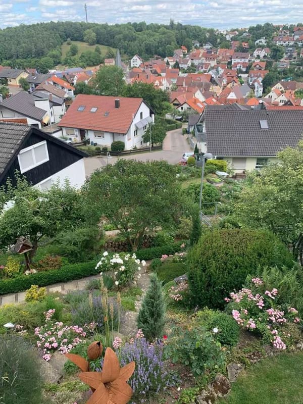 Immobilie in Weissach - 2 FH mit bestechender Aussicht, zum Träumen, Wohnen und oder vermieten! - Bild 1