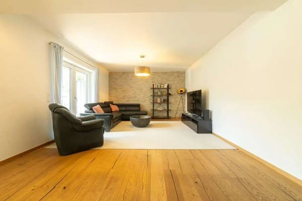 Immobilie in Rohrdorf - Provisionsfrei: 261 m² Doppelhaushälfte mit Loft-Charakter, Doppelgarage und Südwest-Terrasse - Bild 3