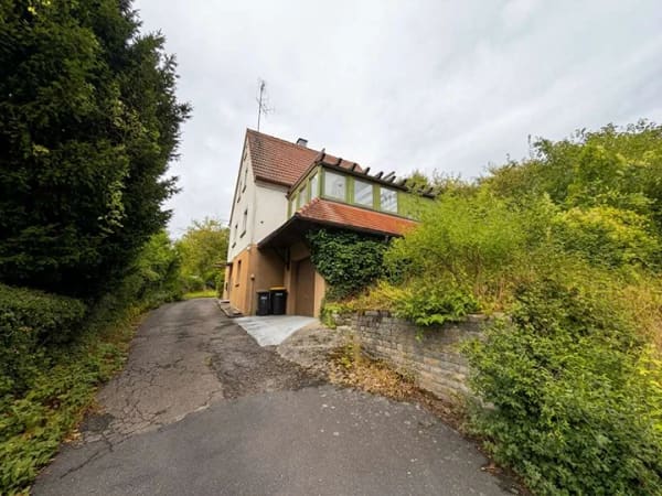 Immobilie in Möckmühl - Einfamilienhaus mit großem Grundstück und viel Entwicklungspotenzial - Bild 0