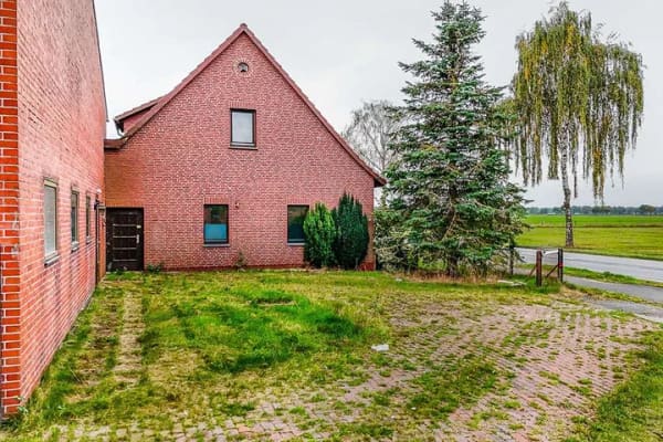 Immobilie in Thedinghausen - Bauernhaus & Stall mit Entwicklungspotenzial auf großem Grundstück - Bild 4