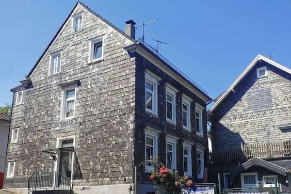 Immobilie in Remscheid - Hasten: Charmantes Mehrfamilienhaus im Teileigentum in guter Lage  - Bild 1