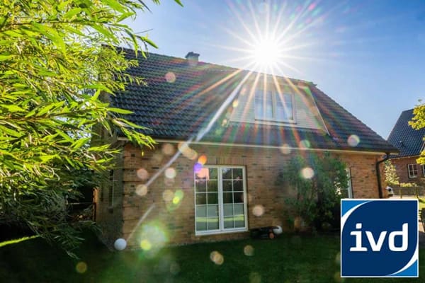 Immobilie in Mönkeberg - Friesenhaus in ruhiger Lage mit Terrasse und 2 PKW Stellplätzen - Bild 1