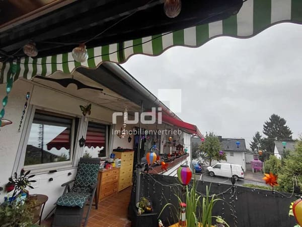 Immobilie in Ahnatal - Einfamilienhaus mit Einliegerwohnung – Rückmietverkauf - Bild 0