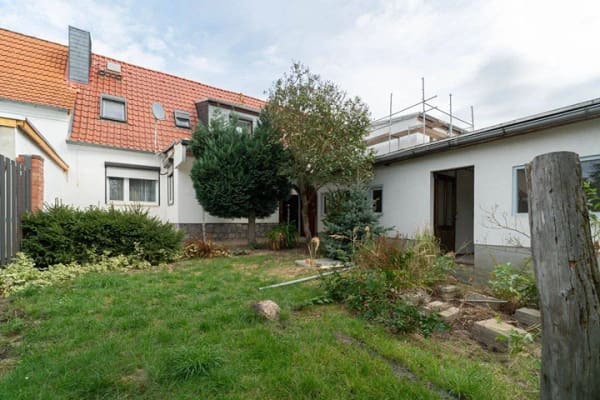Immobilie in Seeland - Haus in Hoym: 4 Zimmer, ca. 80 m² und 834 m² Grundstück - Bild 1