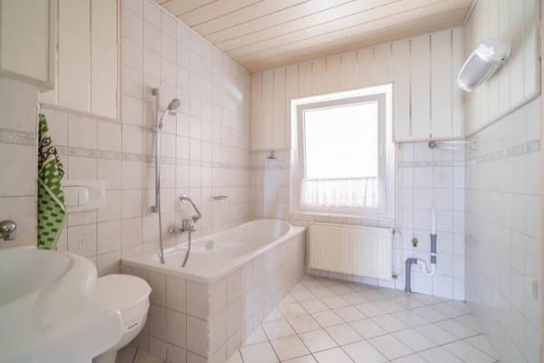 Immobilie in Seeland - Haus in Hoym: 4 Zimmer, ca. 80 m² und 834 m² Grundstück - Bild 4