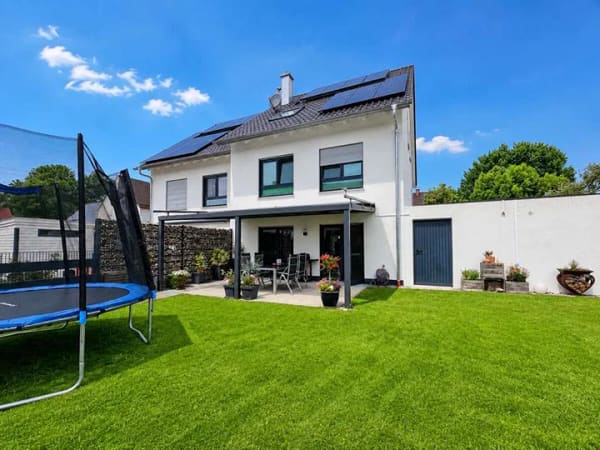 Immobilie in Schwabmünchen - Hier beginnt Ihr Familienglück – großzügige Doppelhaushälfte mit sonnigem Südgarten in Schwabmünchen - Bild 0