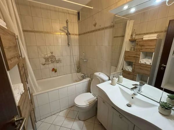 Immobilie in Umkirch - PROVISIONSFREI und Bezugsfrei – 5-Zimmer Wohnung(110qm) mit Traum-Aussicht am Waldrand in Umkirch - Bild 1