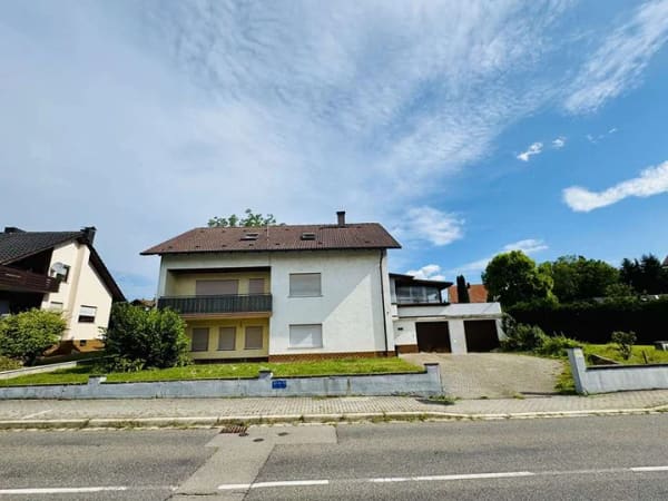 Immobilie in Lobbach - Immobilie mit Potenzial – Mehrgenerationenhaus mit Doppelgarage in Lobenfeld-Lobbach - Bild 2
