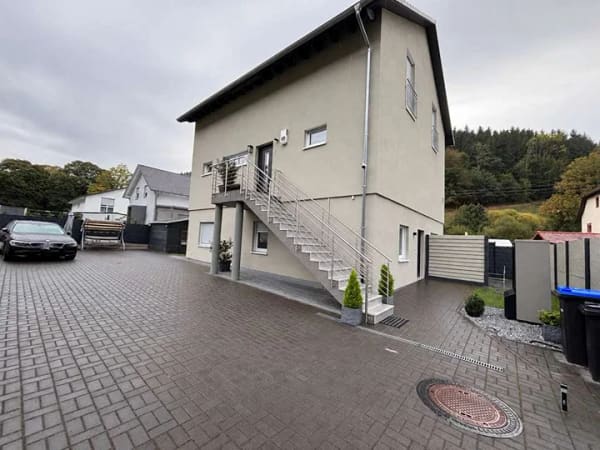 Immobilie in Elzach - Modernes Zweifamilienhaus mit Einliegerwohnung in Elzach-Oberprechtal - Bild 0