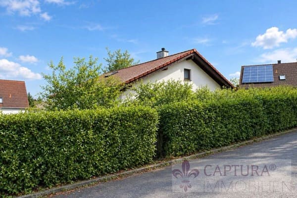 Immobilie in Ravenstein - Familienfreundliches Wohnen Freistehendes Einfamilienhaus in ruhiger Lage von Ravenstein-Merchingen - Bild 1