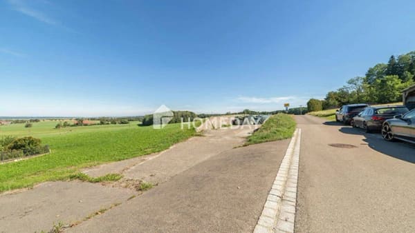 Immobilie in Lachen - Viel Platz für Wohnträume! Mehrfamilienhaus mit Doppelgarage und Naturblick - Bild 4