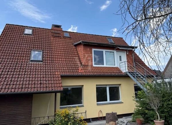 Immobilie in Schwerin - Großzügiges Einfamilienhaus mit zwei Wohneinheiten in stadtnaher Lage - Bild 3