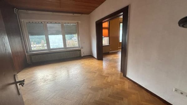 Immobilie in Neuenhaus - Charaktervolles Backsteinhaus mit Wintergarten und großem Garten am Wasser – zentral in Neuenhaus - Bild 2