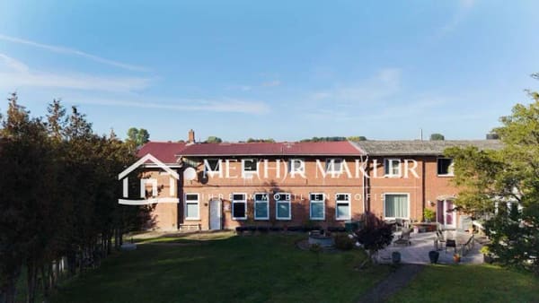 Immobilie in Grömitz - Großzügiges Mehrfamilienhaus, Investitionsobjekt mit Renovierungspotential - Bild 2