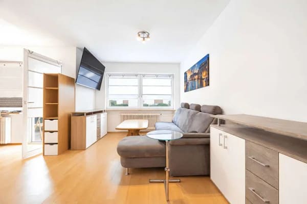 Immobilie in Erding - Vermietetes 1-Zimmer-Apartment mit Südloggia & Einzelgarage - Bild 1