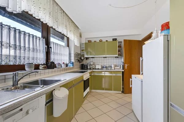 Immobilie in Preetz - Familienhaus mit klassischer Struktur - dazu Balkon, Keller, Garten und Garage! - Bild 4