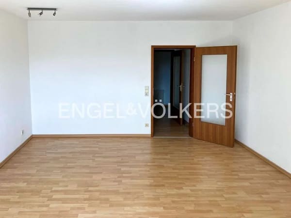 Immobilie in Mainz - Gepflegte 1-Zimmer-Wohnung mit Balkon, separater Küche und Tiefgaragenstellplatz in Mainz - Bild 1